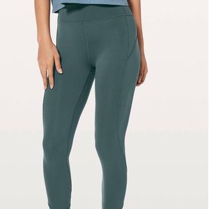 lululemon in movement pant sz 4